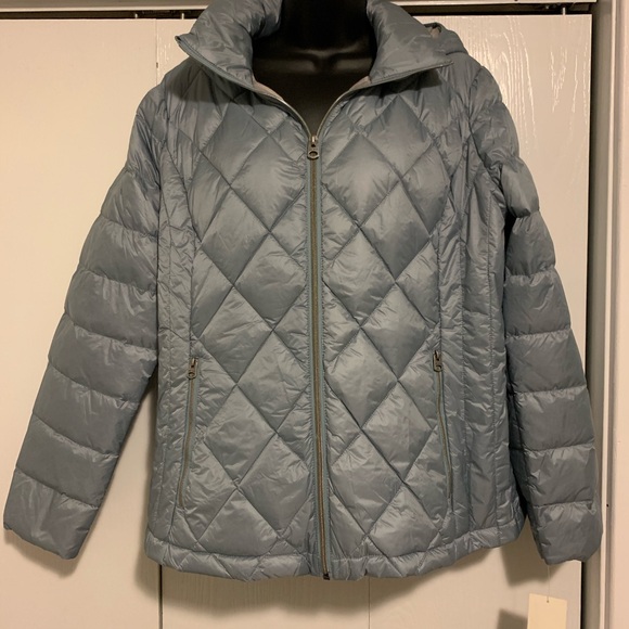 *Last One!* Lucky Brand light weight down jacket - Picture 4 of 13